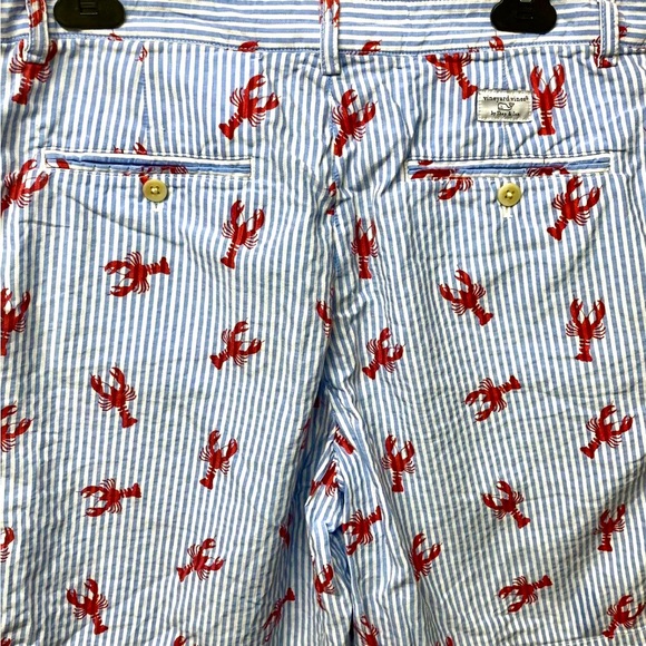 Vineyard Vines Men’s Blue White Stripe Shorts w Printed Lobsters 36”W - Picture 9 of 9